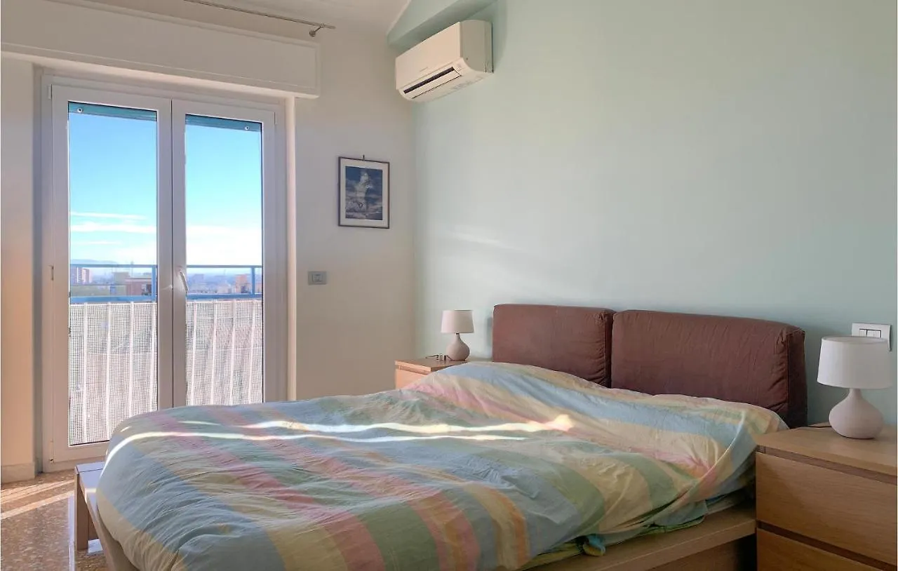 Stunning Apartment In Roma With 1 Bedrooms And Wifi
